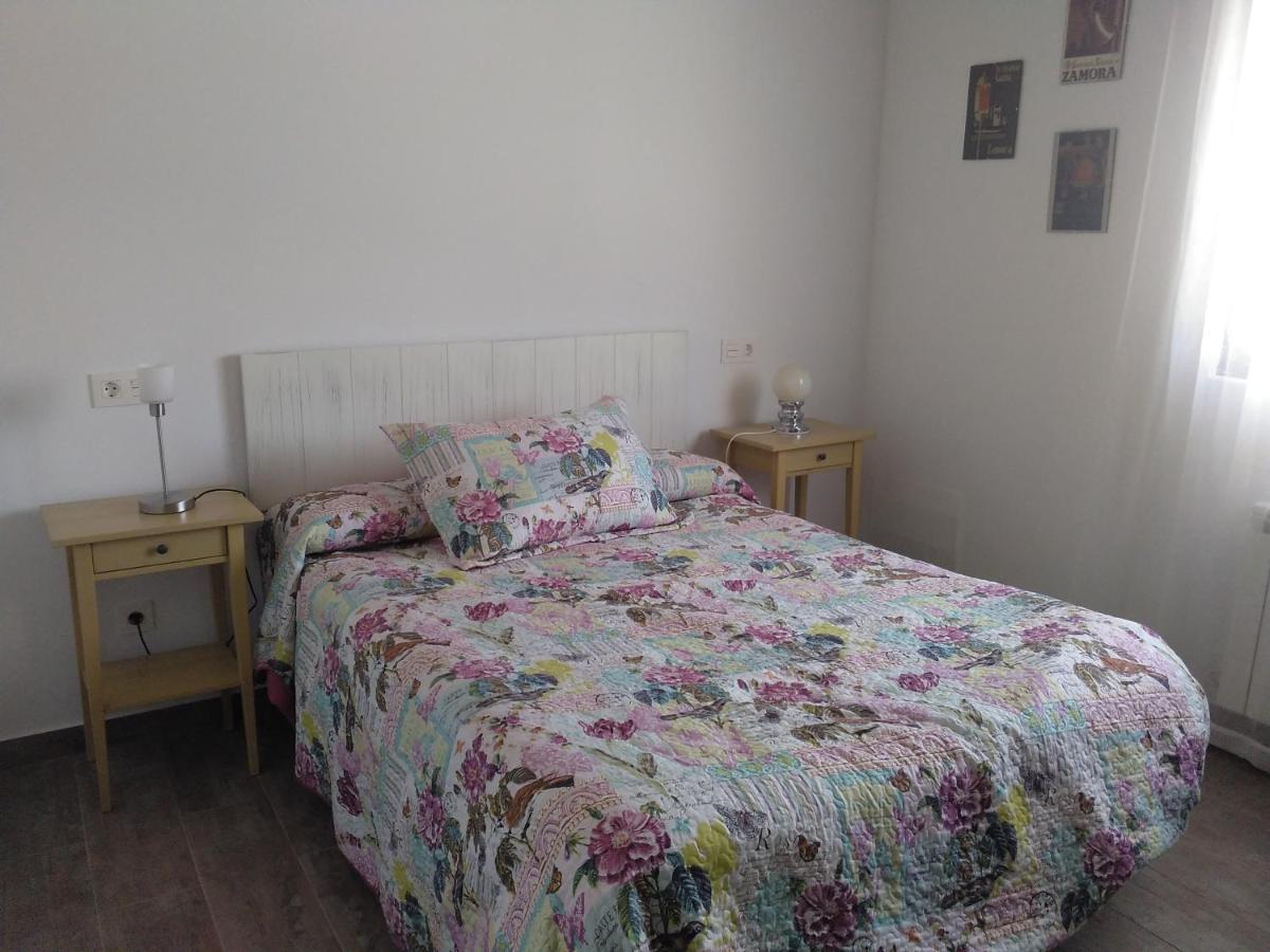 Casa Rural La Carrascala Замора Екстериор снимка